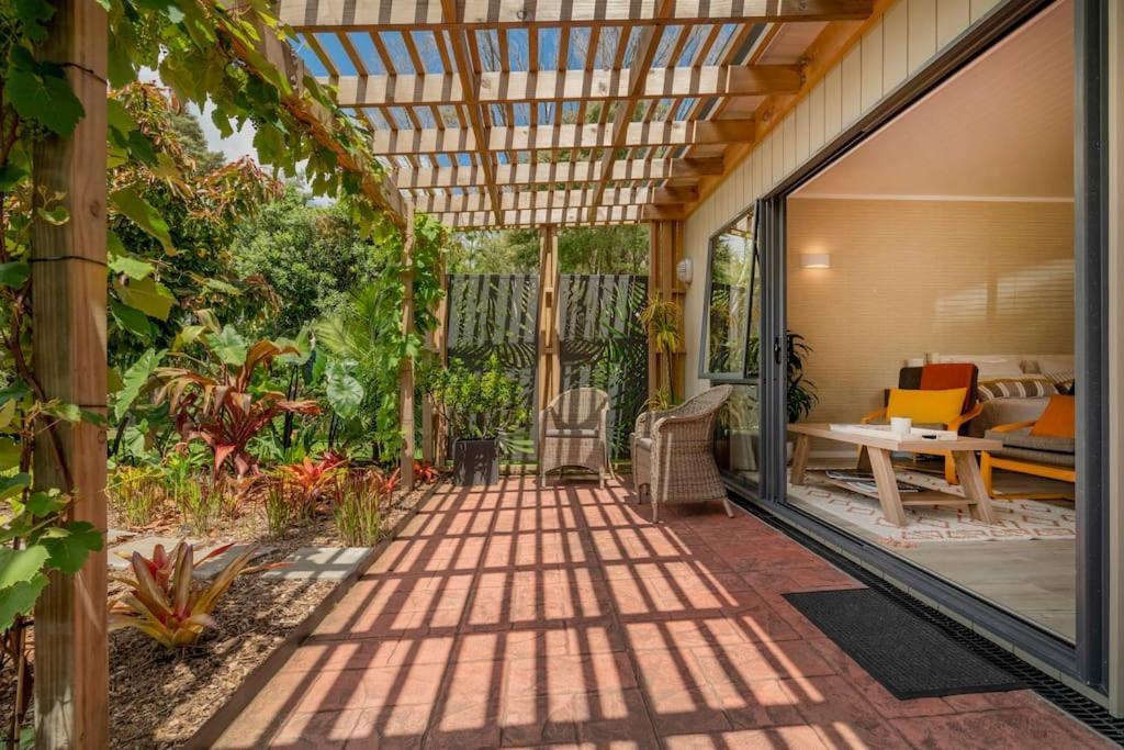 Ferienwohnung On The Point Whitianga Exterior foto